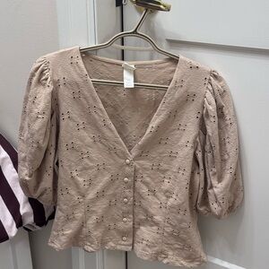 H&M Beige Button-Front Puff Sleeve Blouse